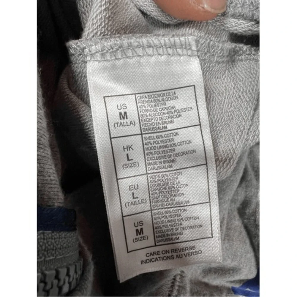 Disney full zip Grey Big print Hooded Sweater size M‎